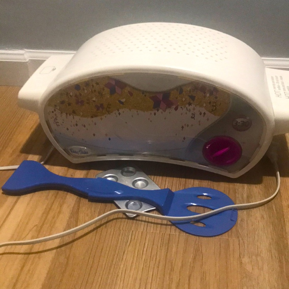 Easy Bake Oven with accessories